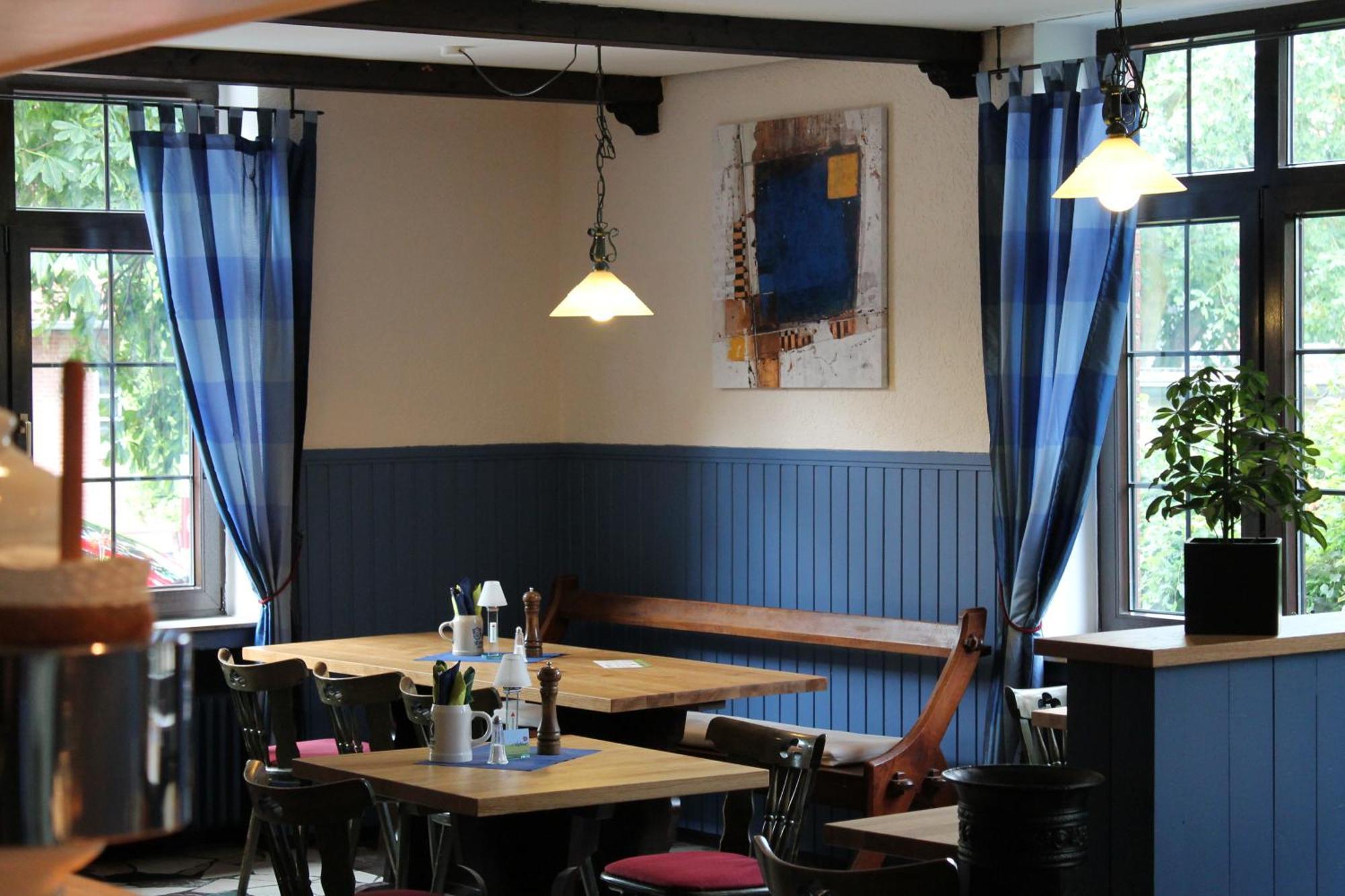 Smart Hostel by Landgasthof Velber 24h7d Seelze Exterior foto