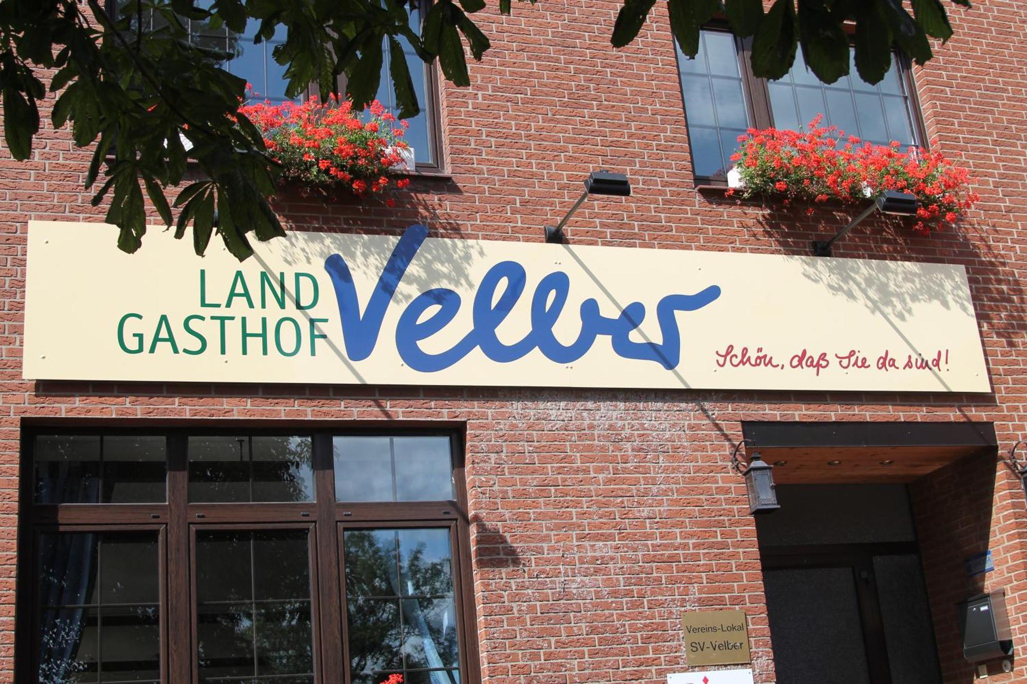 Smart Hostel by Landgasthof Velber 24h7d Seelze Exterior foto