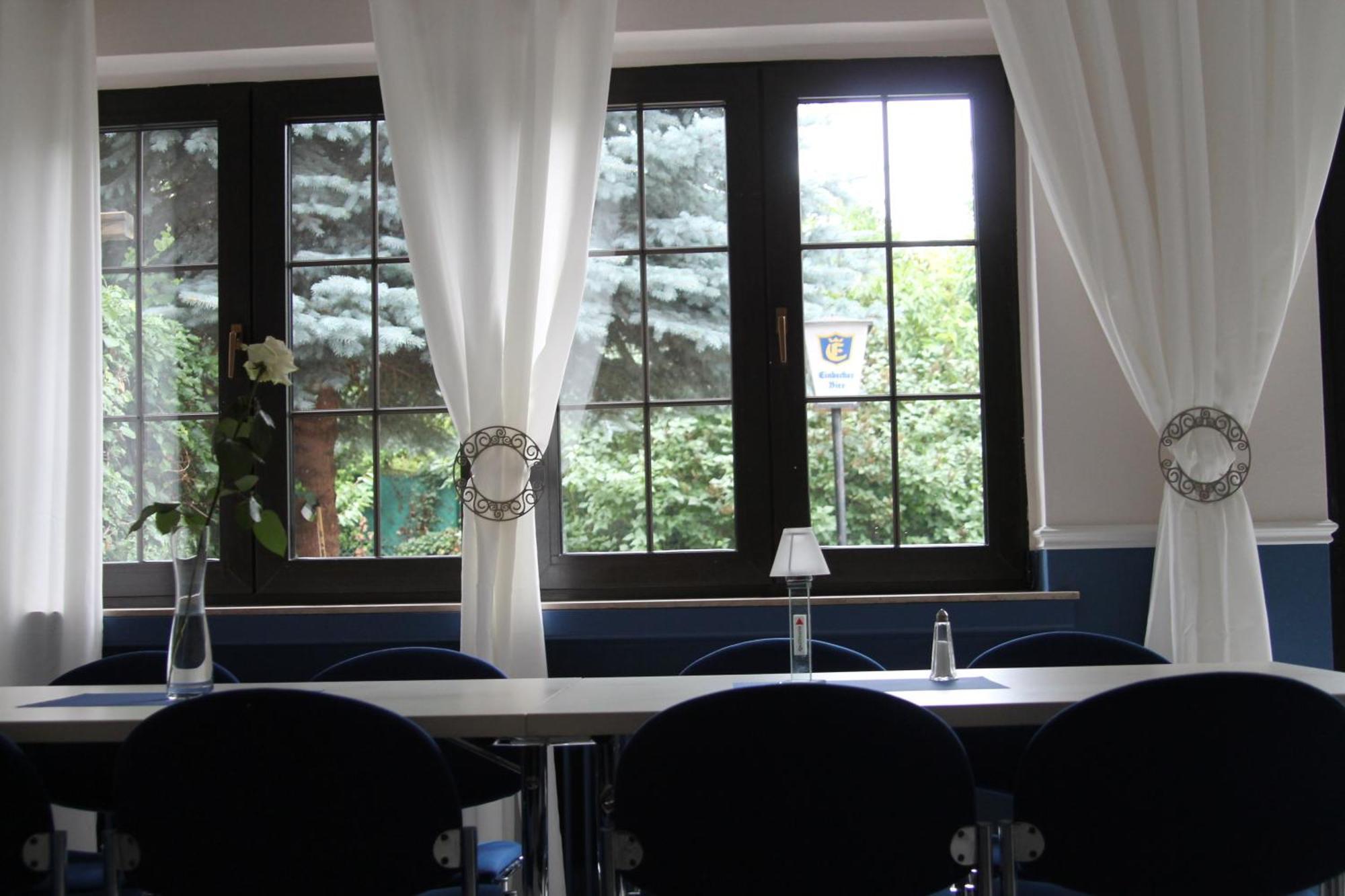 Smart Hostel by Landgasthof Velber 24h7d Seelze Exterior foto
